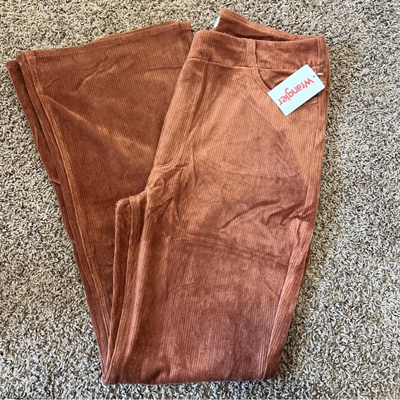 NWT Wrangler Burnt Orange Color Pull On Corduroy Flare Pants Sz XL - Picture 10 of 16